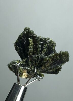 Natural Rare Aesthetic Dark Green Epidote Spray Cluster With Albite Matrix.