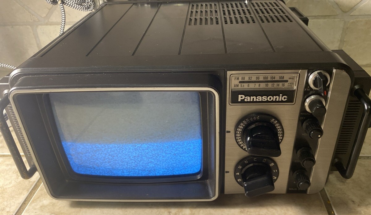 た*く様 National Panasonic 70s vintage 昭和家電 Panasonic TR-717R Solid State Tv (October, 1979) Almost Mint