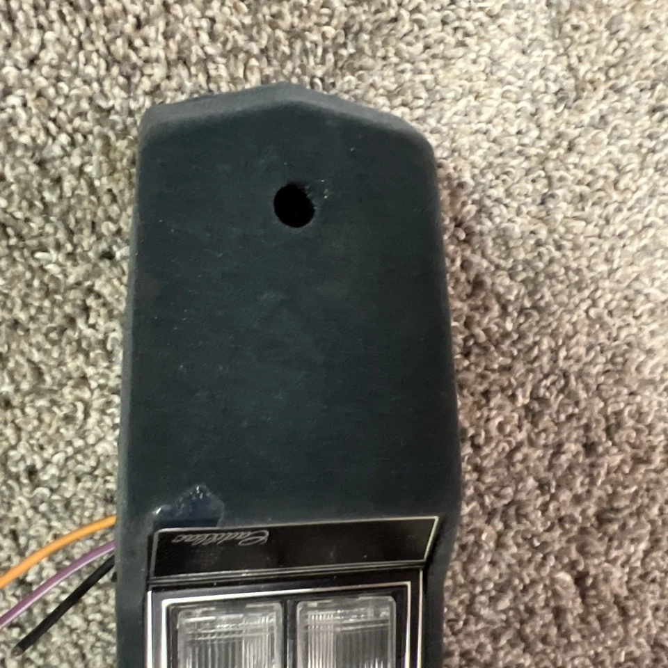 Cadillac Deville Fleetwood Seville 1985-1993 conjunto de luces de mapa domo delantero OEM Foto 4 de 4