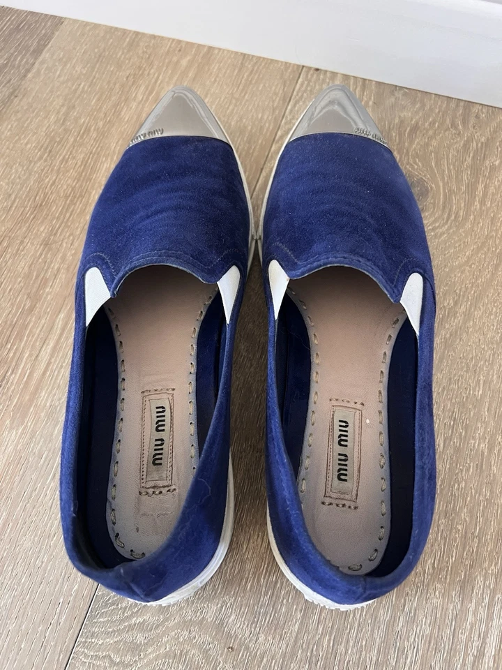Zapatos sin cordones Miu Miu azul punta 39,5 Foto 3 de 4