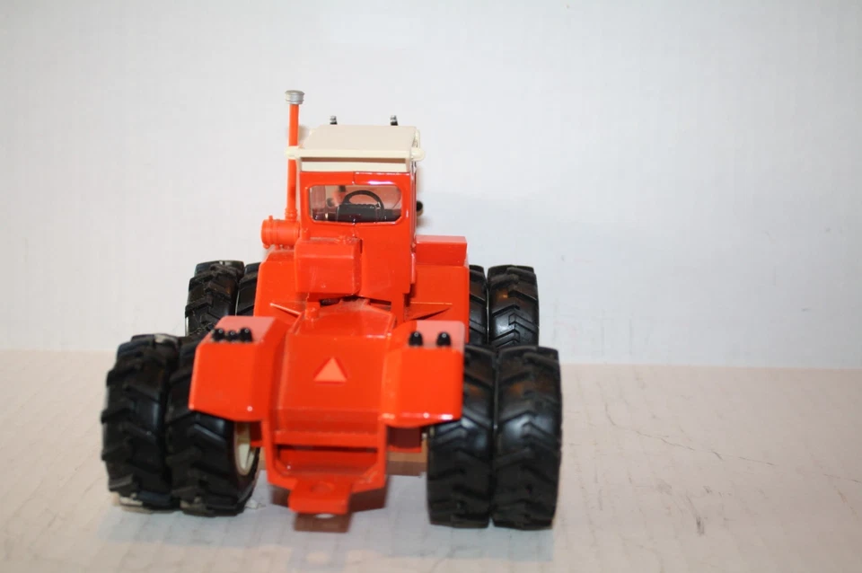 ALLIS CHALMERS AC440 ARTICULATING 4 WD TRACTOR WITH DUALS-1/32-GOOD-ORANGE-BOX - Image 4 of 4