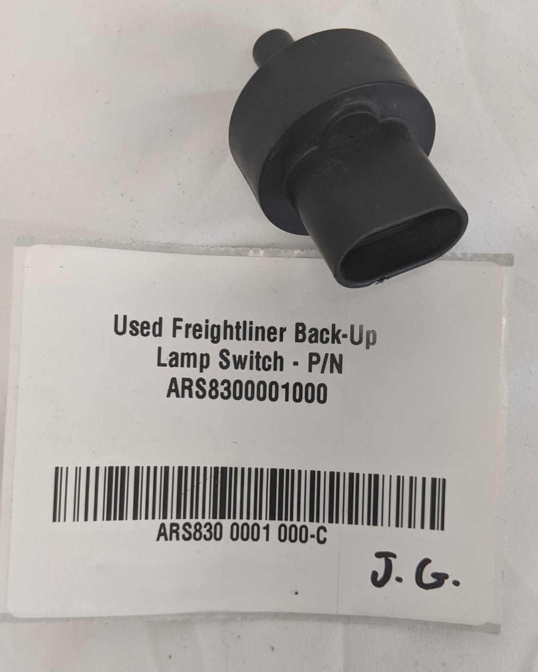 Used Freightliner Air Pressure Back-Up Light Switch - P/N ARS8300001000