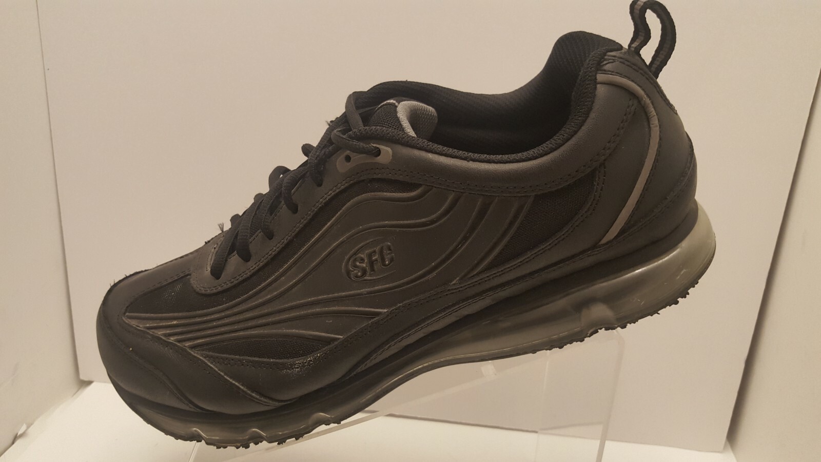 Crews Men's Geo Slip Resistant Athletic 