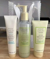 MARY KAY Satin Hands Pampering Set New Full Size