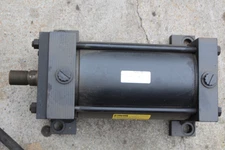 Parker Pneumatic Cylinder Series 2A 06.00 CCP2AU18C 8.000 SHIPPING AVAIL (conex)