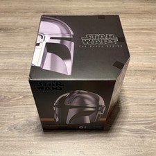 Hasbro Star Wars The Black Series The Mandalorian Premium Electronic Helmet New