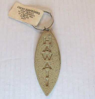 Vintage HAWAII PARADISE SAND ~ LUCKY SURFBOARD Keychain Wahiawa Hawaii NOS