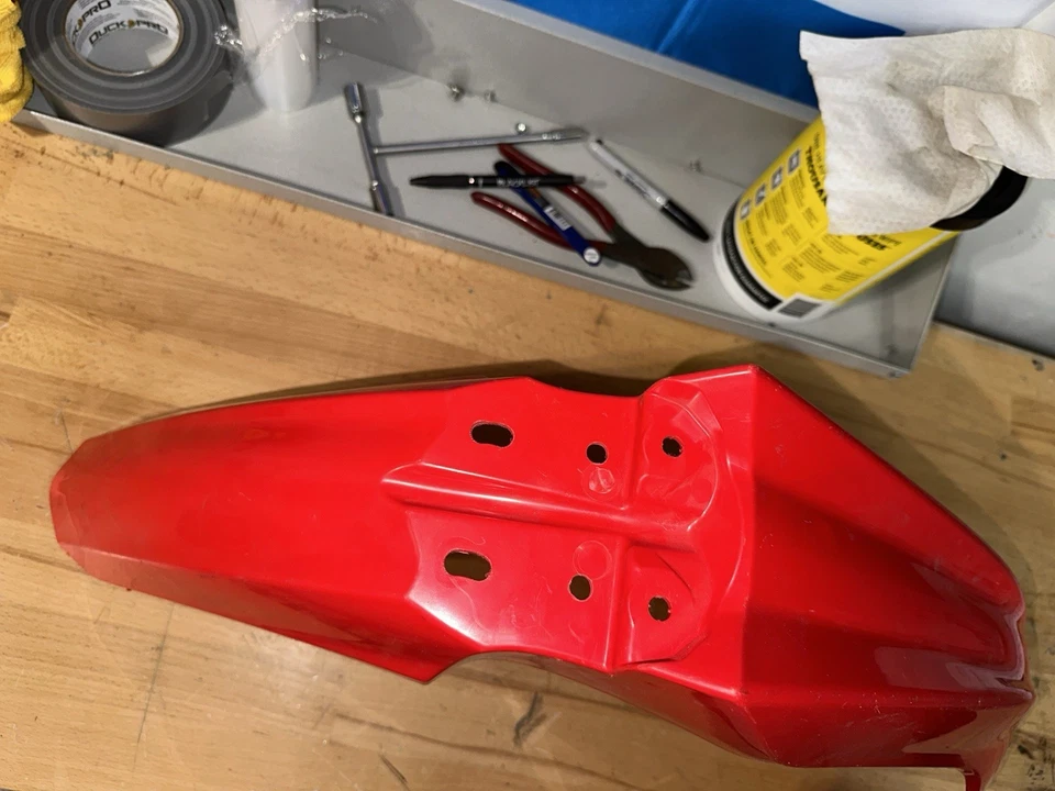 Honda Crf450R 2013 guardabarros delantero nuevo OEM rojo Foto 3 de 4