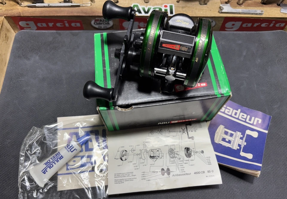 RARE GREEN, VINTAGE NEW IN BOX, OLD STOCK AMBASSADEUR 4600CB FISHING REEL LOT #3 - Image 2 of 4