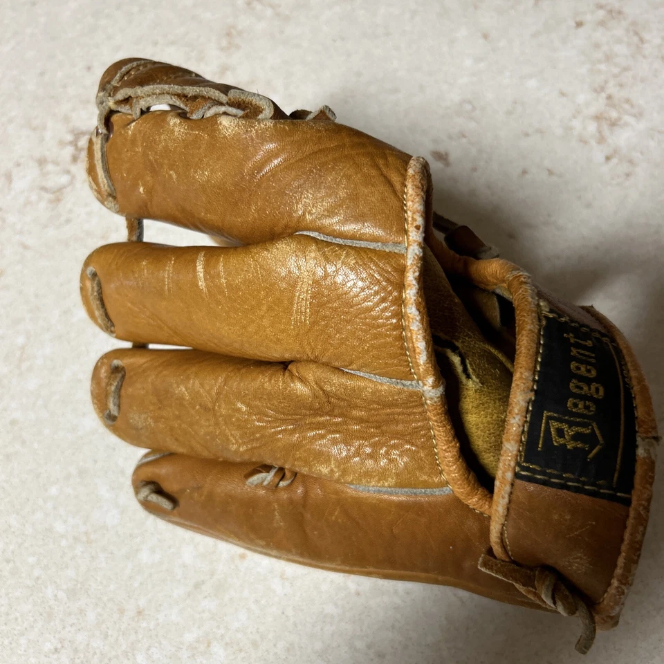 Vintage Regent Baseball Glove Model LL83 Right Hand Throw  - Image 2 of 4