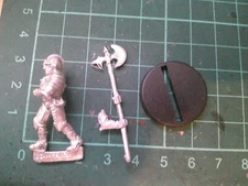 Armoured Warrior Halberd metal 28mm Ral Partha Minis unused