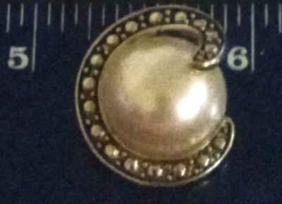 Glamorous Design Swirl Pearl Pendant Without Chain 925  Stamped  Maker's Mark 