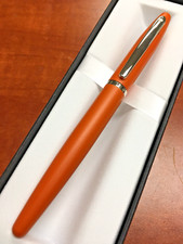 Sheaffer VFM Orange  F  Nib Fountain Pen