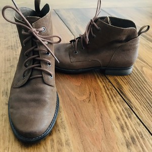 sam edelman mare lace up booties