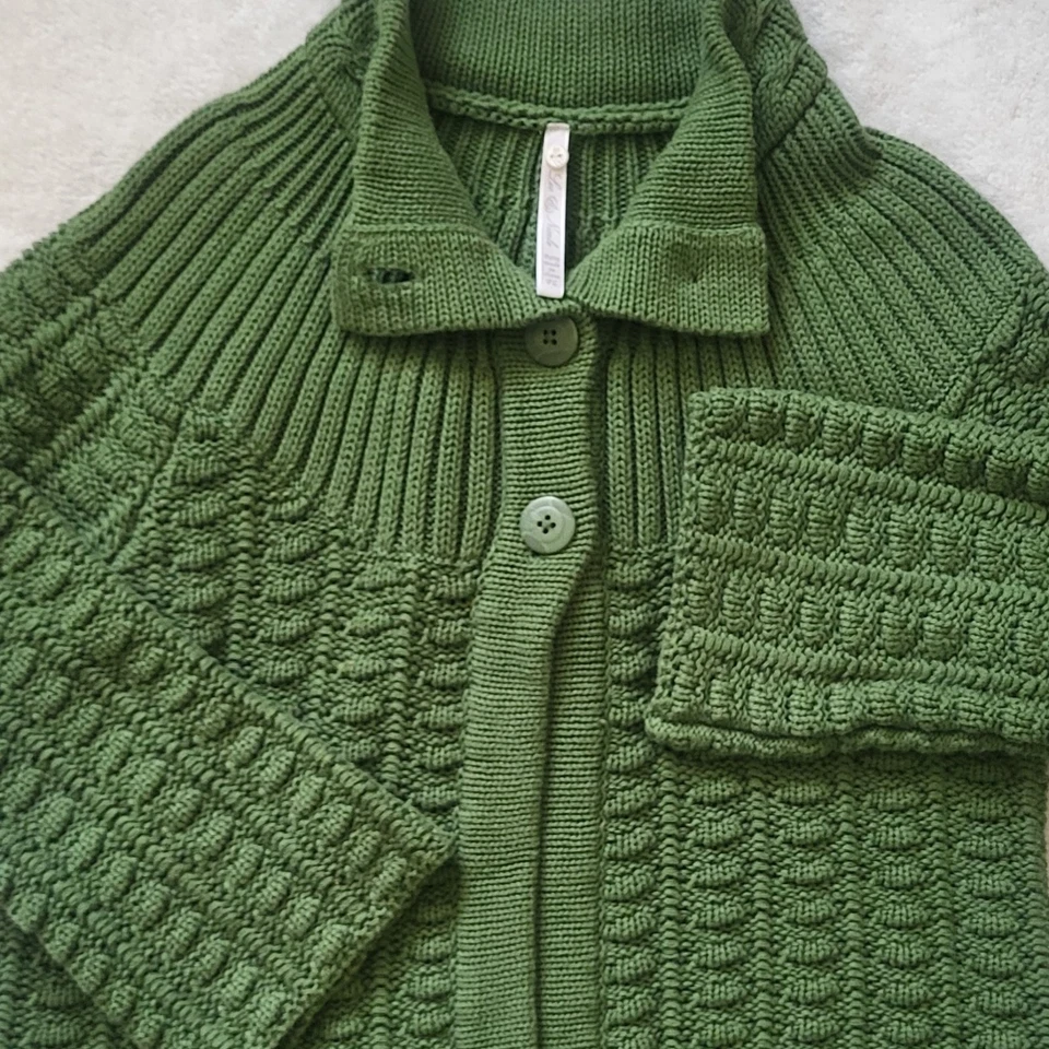 Suéter para mujer Leo and Nicole verde talla PL cárdigan manga campana 3/4 Foto 2 de 4