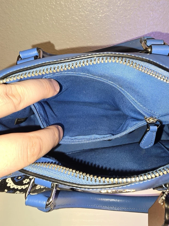 COACH Butterfly Bandana print Handbag With Matching Wallet. F59328. Pre-owned - Image 3 of 4