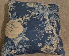 Decorator Pillow blue white Vtg French Country Cottage fluffy throw cushion