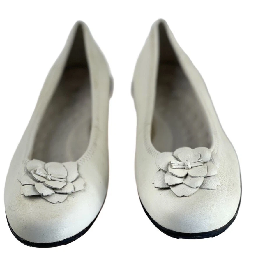Walking cradles 2025 ballet flats