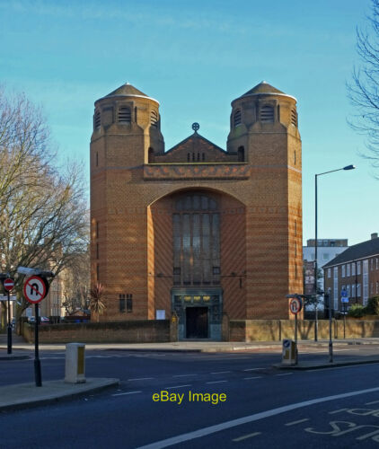 Foto 6x4 römisch-katholische Kirche der Allerheiligsten Dreifaltigkeit Bermondsey Klasse c2017 - Bild 1 von 1