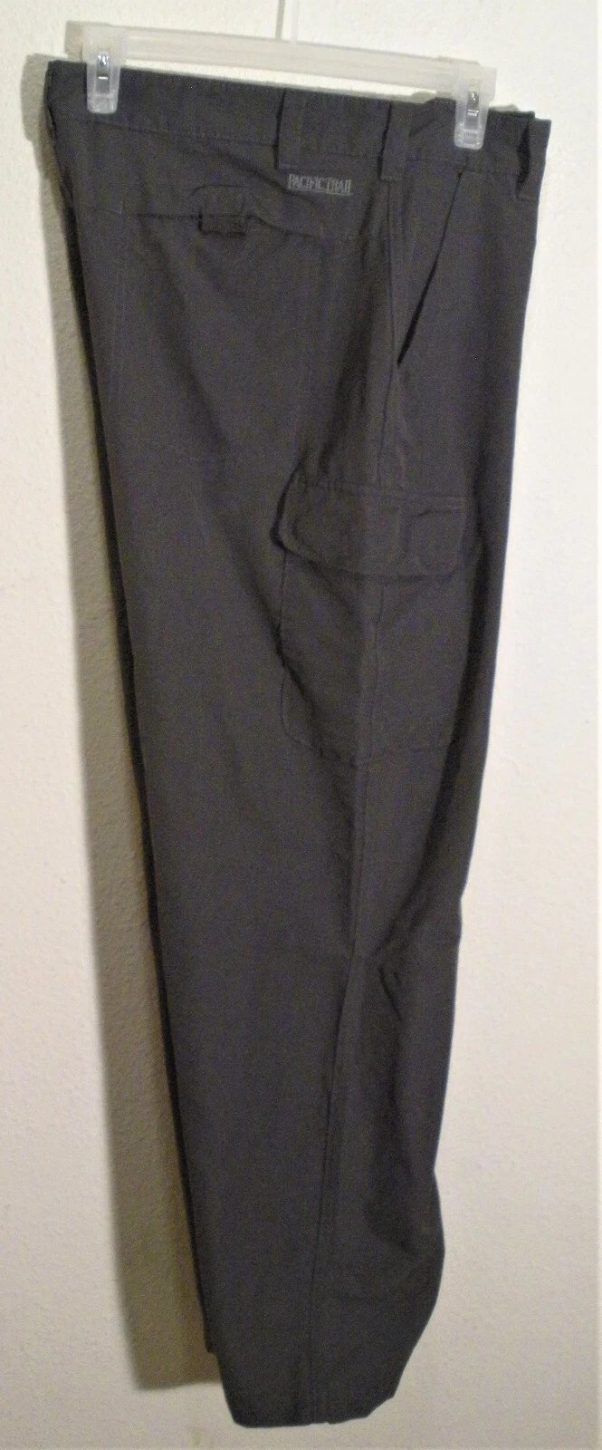 lightweight gray nylon hiking pants by Pacific Trail size 36 x 32