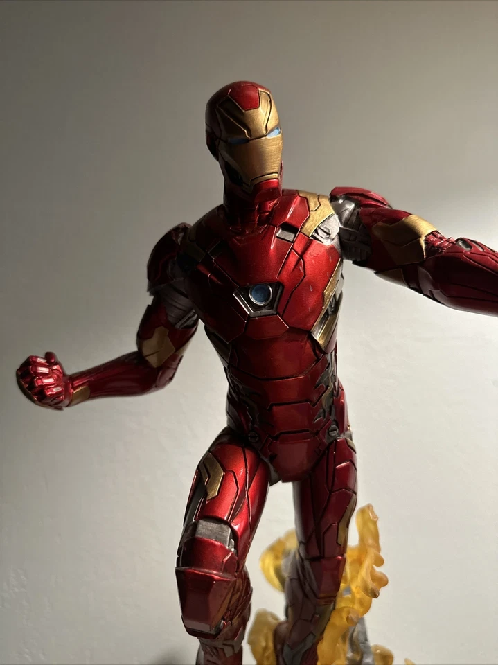 Capitán América Guerra Civil Iron Man Estatua Marvel Hitos Diamond Select Foto 2 de 4