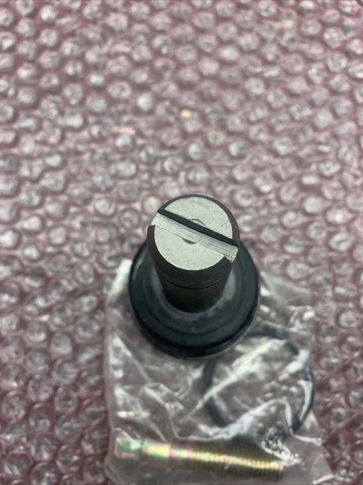 Junta de rótula de suspensión delantera superior XRF K8676 se adapta a vehículos enumerados en la tabla a continuación Foto 3 de 4