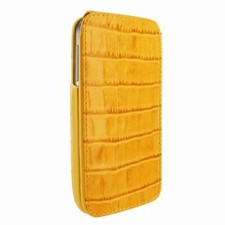 Piel Frama iMagnum Crocodile Case for HTC One M8, Size 5-inch, Magnetic Closure