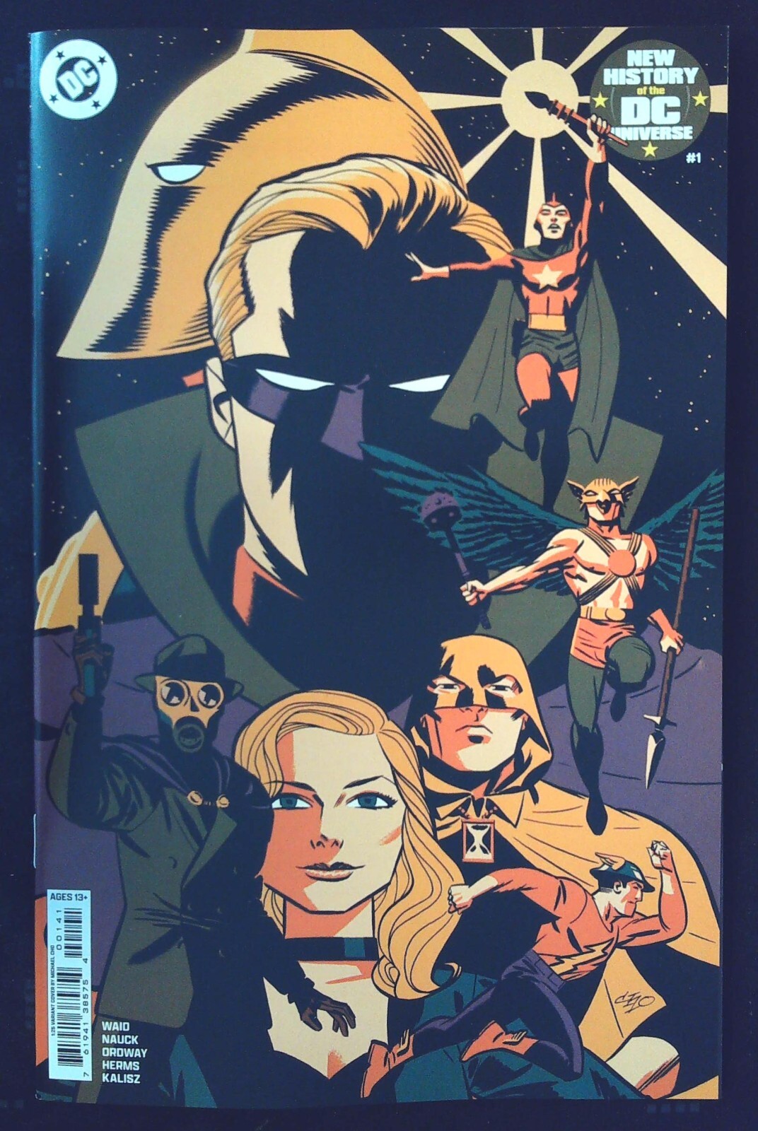 NEW HISTORY OF THE DC UNIVERSE (2025) #3 - FRANK QUITELY VARIANT - New Bagged - Image 3