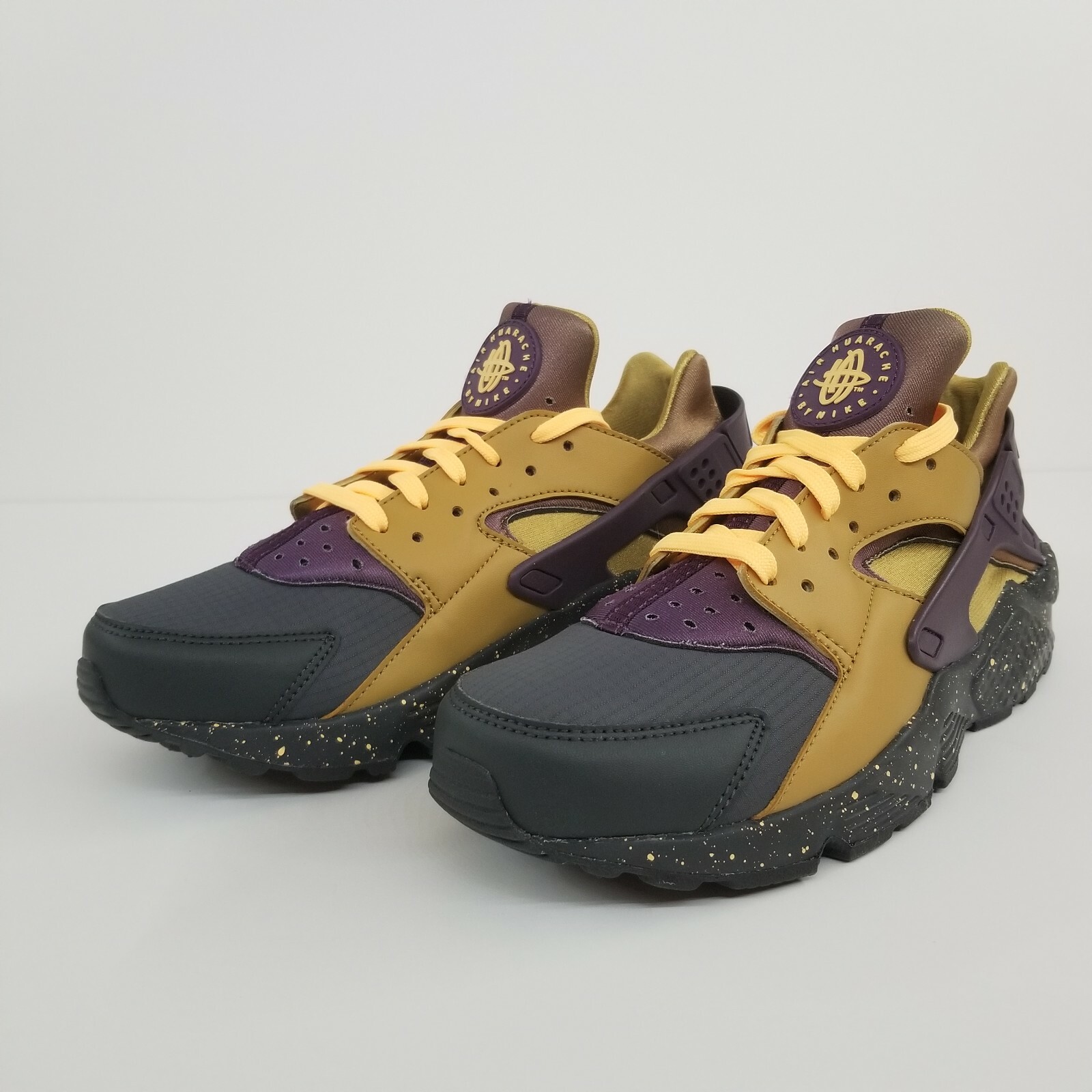 huarache elemental gold