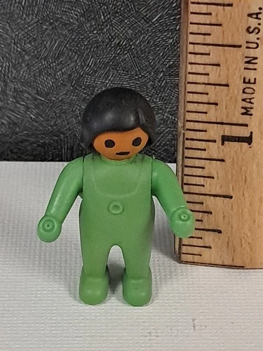 Playmobil Infant Baby Figure Green Outfit Vintage K3-105