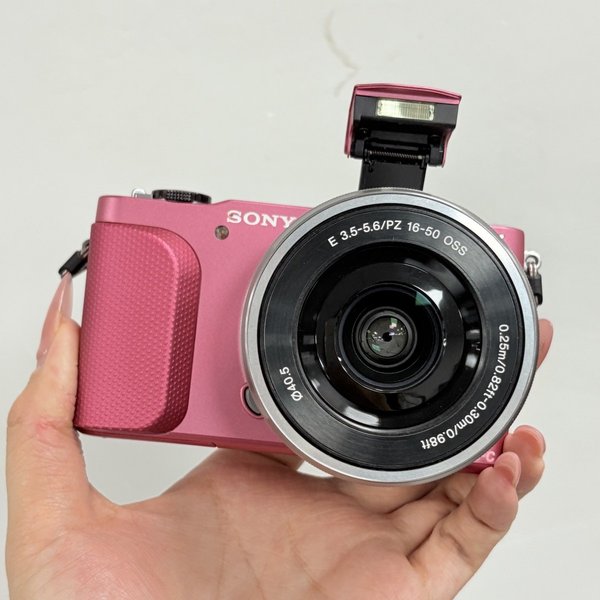 SONY Alpha NEX-3N 16.1MP Mirrorless Digital Camera + 16-50mm Lens