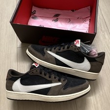 Nike jordan 1 low travis scott low mocha