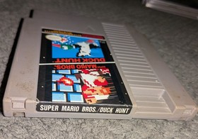 Nintendo NES Console Bundle 2 Controllers Zapper 3 games Mario Bros 3 Tested OEM