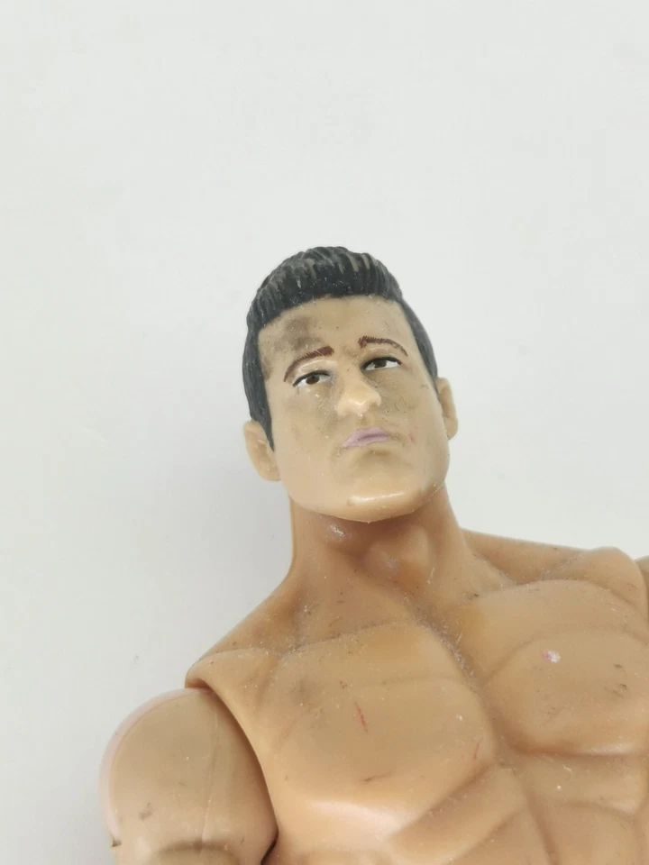 MATTEL FIGURINE WWE BASIC MAINS CASSÉES +++ - Photo 2/4