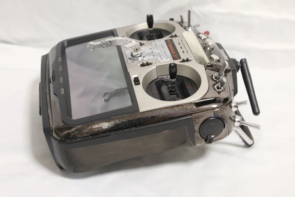 Futaba T18MZ WC Weltmeister Ver FASS Testmodell 2,4 GHz Sender mit Koffer - Bild 3 von 4