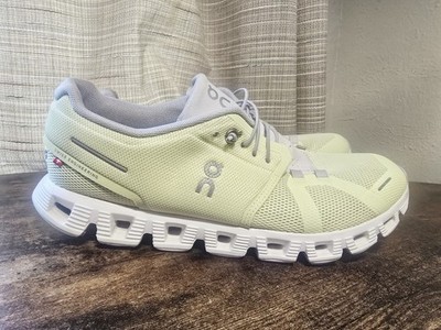 On Cloud 5 Women's Running Size 9.5 Light Green / Hay Frost Elastic Speed Lacing