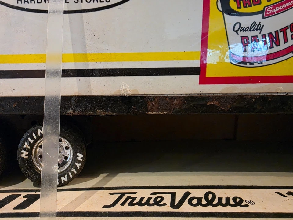 Steel Nylint GMC 18-Wheeler #9111 TRUE VALUE HARDWARE STORES - Image 4 of 4