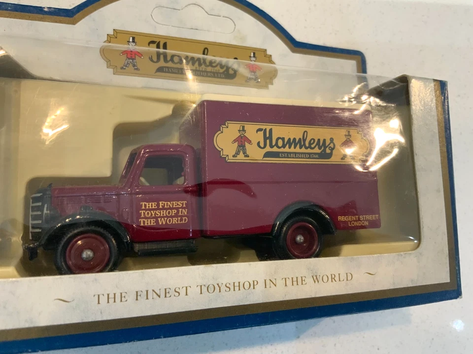 Die Cast "Hamley's Toy Shop London" 1950 Bedford 30cwt No.59006 Nuevo en caja Sin perforar Foto 3 de 4