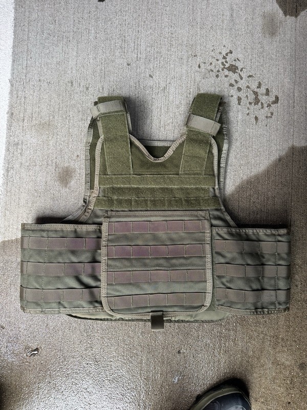 MSA Paraclete CVC Molle Plate Carrier Smoke Green Small  Cag Aor1 Multicam Anvis