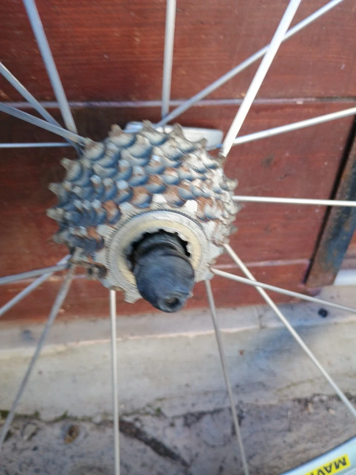 Vintage Ruote Campagnolo Mavic Cosmic Shimano 8v Wheels Copertoncini As Found - Immagine 2 di 4