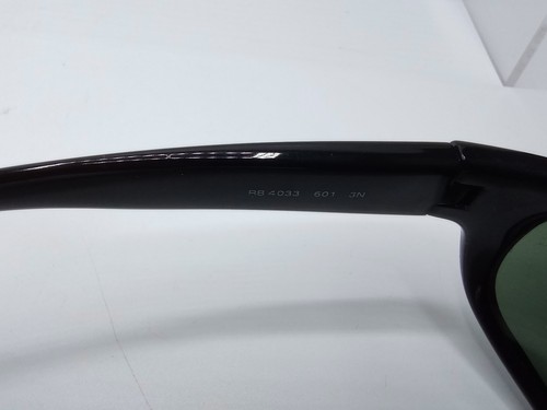Occhiali da sole vintage Ray-Ban Italy RB 4033 601 3N nero opaco full rim e custodia - Foto 7 di 11