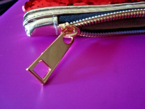 Bolso/muñequera/maquillaje/teléfono/dinero grande reversible con lentejuelas rojas y verdes - Imagen 3 de 4
