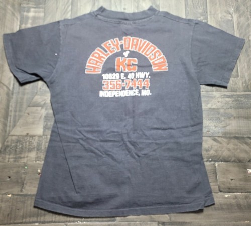 T-shirt vintage Harley Davidson of KC Harley Mustache Rides nera 82 taglia XS - Foto 4 di 9