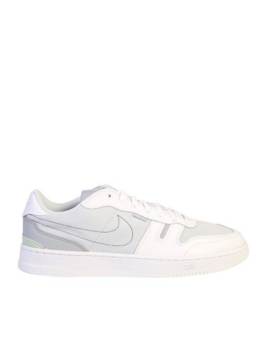 nike squash type sneakers