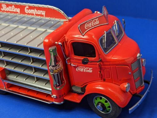 Danbury Mint – 1938 Coca Cola® GMC Delivery Truck - 1995 - Picture 15 of 23