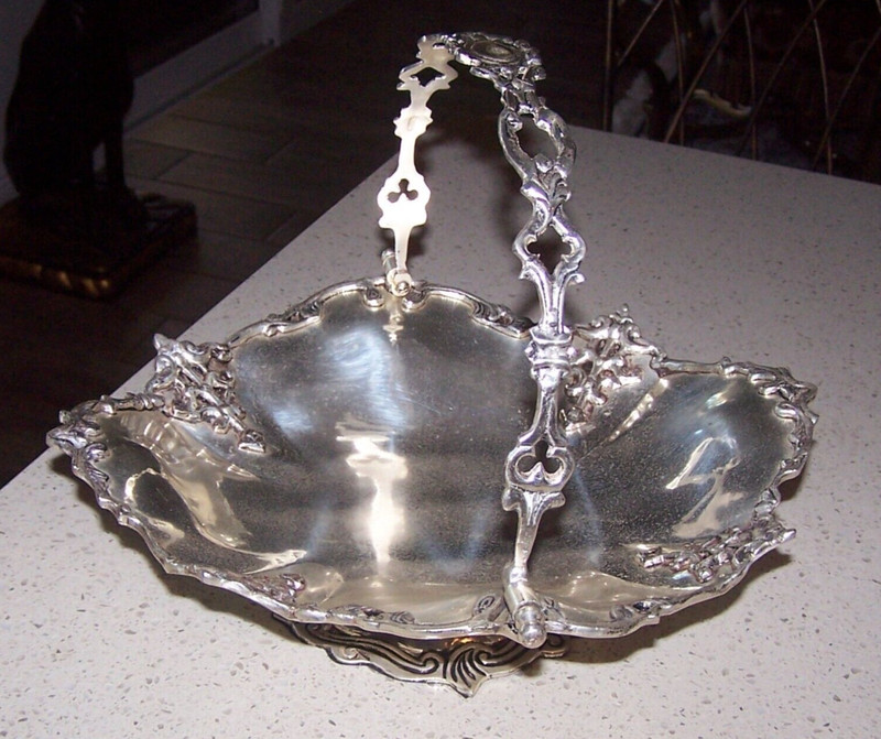 Vintage Ornate Silverplate Bride's Fruit/Bread Footed Basket w/Swing Handle