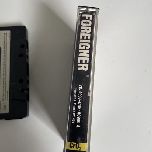FOREIGNER - RECORDS -CASSETTE TAPE 1982 WAITING FOR A GIRL LIKE YOU Exc Cond - Picture 4 of 6