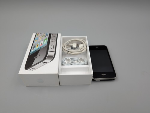 Apple iPhone 4s - 16 GB - Black with box and accessories - FOR PARTS NOT WORKING - Picture 6 of 9