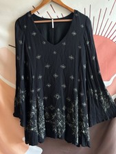 Free People Sz XS Black Floral Embroidered Bell Sleeve Tunic Mini Dress Boho