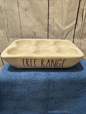 RAE DUNN Artisan Collection Farmhouse ''Farm Fresh'' 6 Count Egg Holder Egg Crate